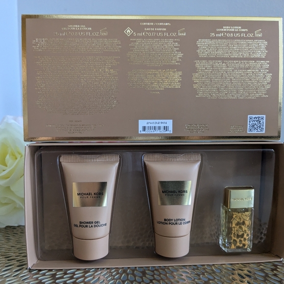 Michael kors mini gift set - Picture 3 of 5